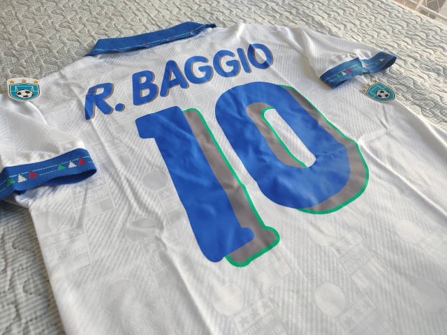 Diadora Italy Retro 1994 World Cup Alternate Baggio 10 Jersey - Vintage Football Fan Apparel