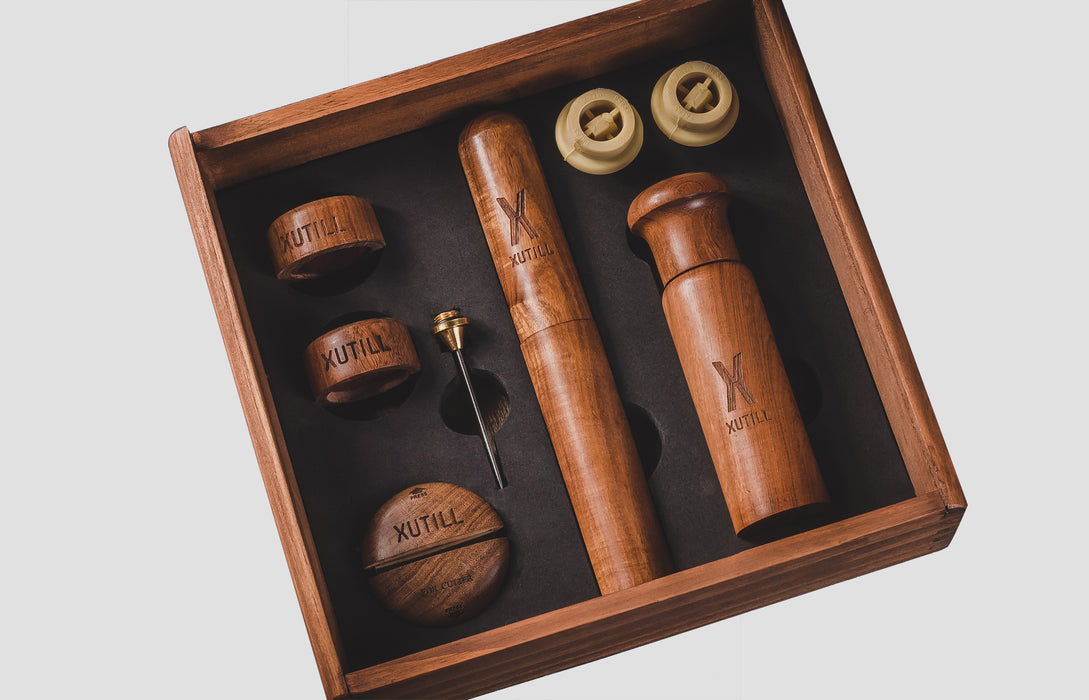 Xutill | Premium Wine Tool Set with Pneumatic Corkscrew, Foil Cutter, 2 Drip Cutters, Wine Preserver, and Wooden Case | Accesorios de Vino