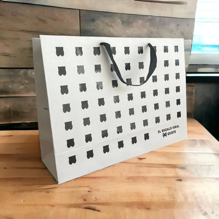 Ferchetto Elegant Double Cardstock Bag - High-Quality Cardboard Design