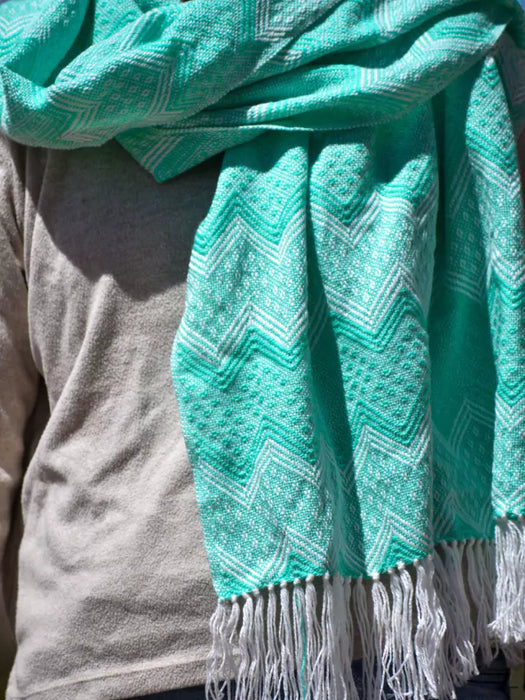 Handwoven Northern Wool Scarf | Humahuaca, Jujuy | Pashmina Norteño | Authentic Tejido Design (Green With White)