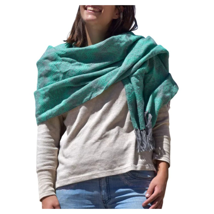 Handwoven Northern Wool Scarf | Humahuaca, Jujuy | Pashmina Norteño | Authentic Tejido Design (Green)