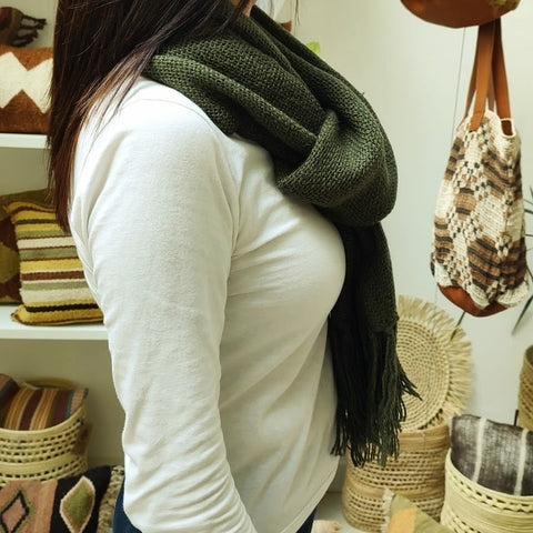 Matriarca Handwoven Pure Llama Wool Scarf: Soft, Warm, and Exquisite Handcrafted Knit