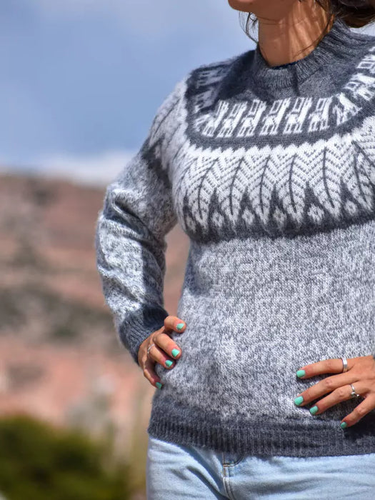Humahuaca Sweater: Authentic Northern Knit Buzos for Unisex | Jujuy Inspired Tejido Patterns (Light Grey)