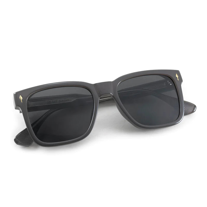 Infinit | Pampita's Stylish Prato Gray Sunglasses - Gray Lens, UV Protection - Trendy Shades for Fashionable Sun Defense