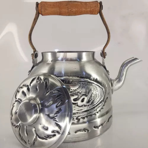 Large Handcrafted Aluminum Labrado Ford Kettle - Elegance in Every Sip