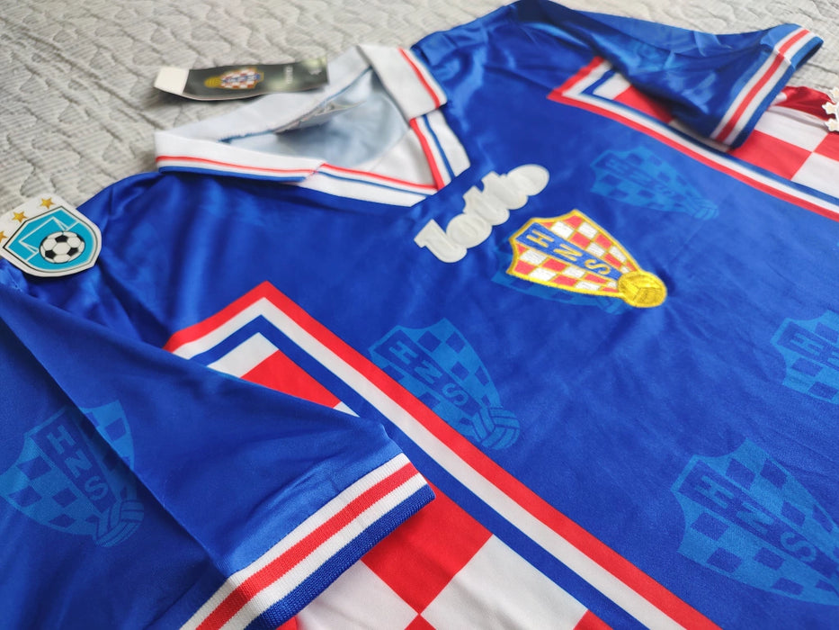 Lotto Croatia Retro 1998 World Cup Away Jersey - Vintage Design for True Fans