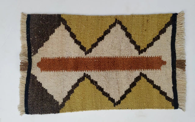 Matriarca Handwoven Sheep Wool Tapestry (30 cm x 45 cm) - Natural Dye: Leaves, Bark, Fruits - Organic Textile