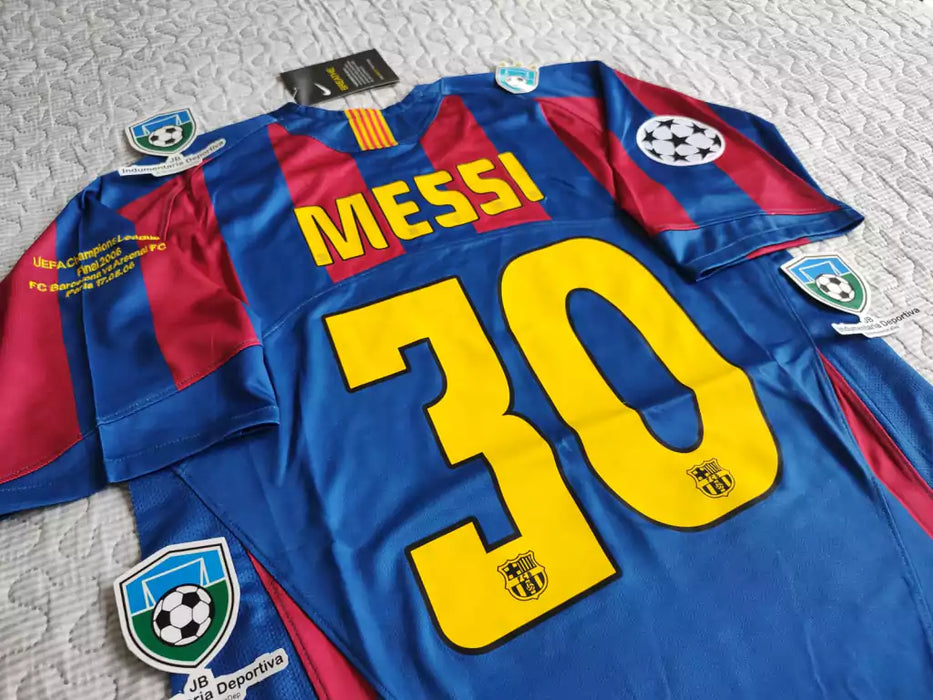 Nike Barcelona Retro 2005-06 Messi 30 UCL Home Jersey - Champions League Commemorative Edition