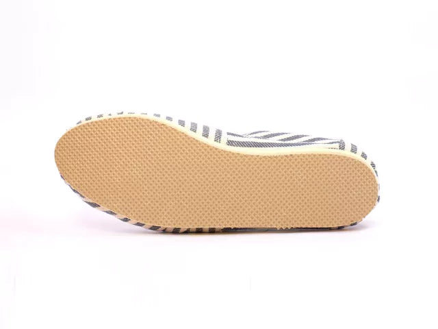 Nipa Classic Uruguayan Espadrille in Flat Cotton Weave with Reinforced Stitching and Bicolor EVA Rubber Sole