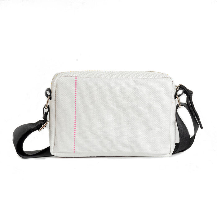 FRACKING DESIGN | Southern Flower White Crossbody Bag - Chic and Practical Accessory for Stylish Everyday Adventures | 24 cm x 16 cm x 3 cm