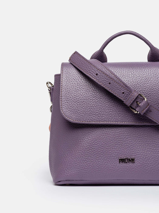 Prüne Modern and Practical Miss Daisy Grained Leather Handbag - Style, Comfort, and Elegance