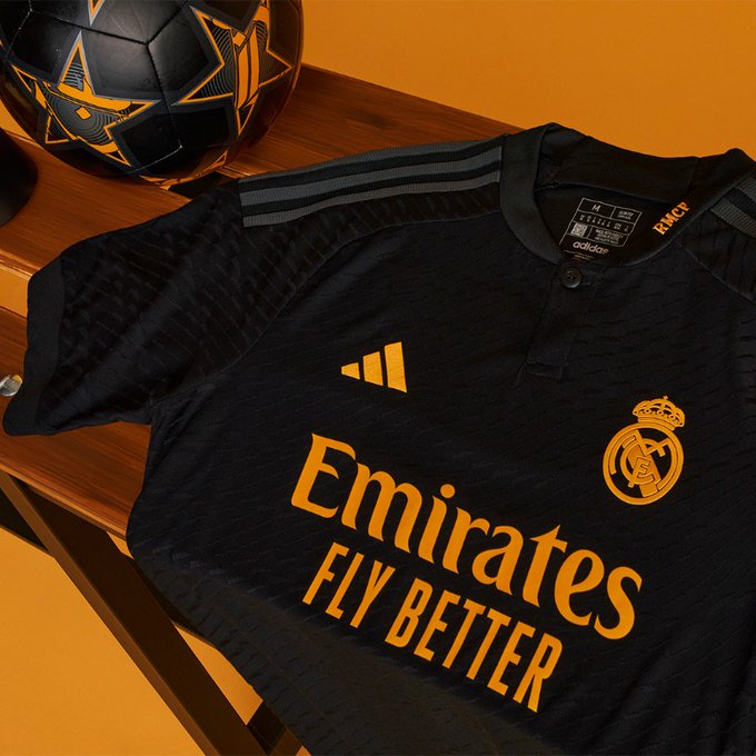 Adidas | Camiseta de Fùtbol Original Real Madrid 23/24 Third Kit Jersey - Official Soccer Shirt for Fans & Players