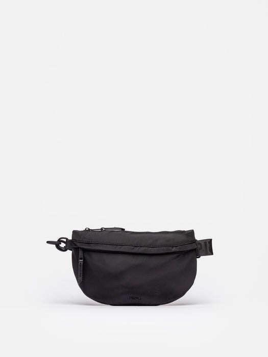 Prüne Sophisticated yet Sporty Nylon Waist Bag - The Perfect Balance of Comfort, Practicality, and Style