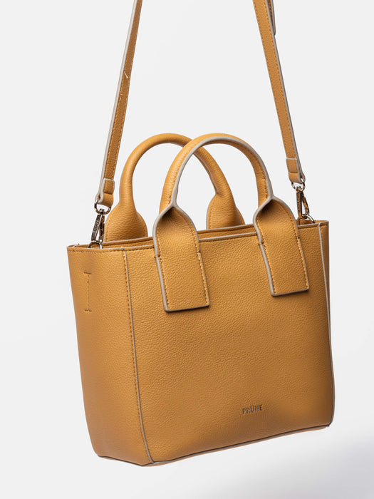 Stylish and Practical Liz Handbag: Modern Elegance with Comfortable Design