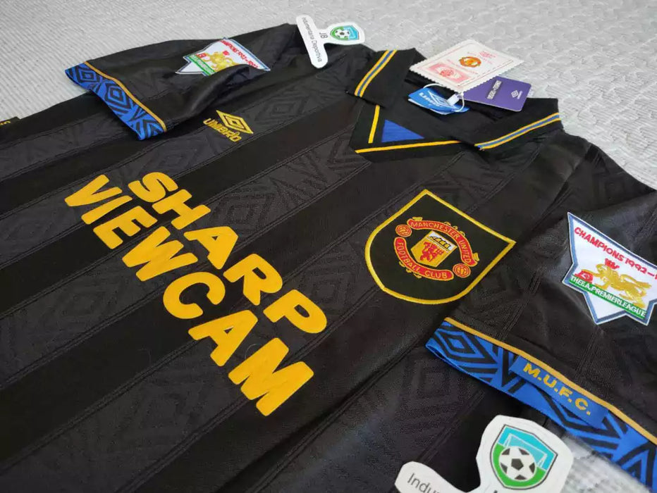 Umbro Manchester United Retro 1993-95 Black Jersey - Choose With or Without Print