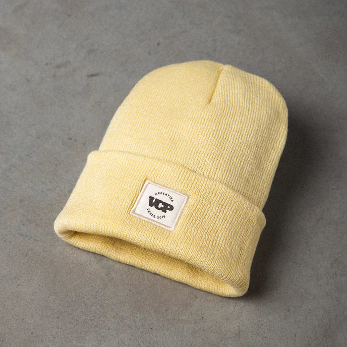 Van Como Piña Beanie Andean Hat - Stylish and Cozy Headwear for Cold Days
