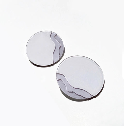 Malba | Aros Topographic - Polished Acrylic and Bronze Jewelry: Topographic Hoops by BeJC