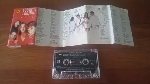 Erreway Physical Cassette Señales Signs