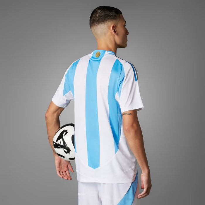 Adidas Titular Authentic Argentina 24 Jersey - Celebrate the 3-time world champions with this iconic jersey - Camiseta Titular Campeón del Mundo 3 Estrellas