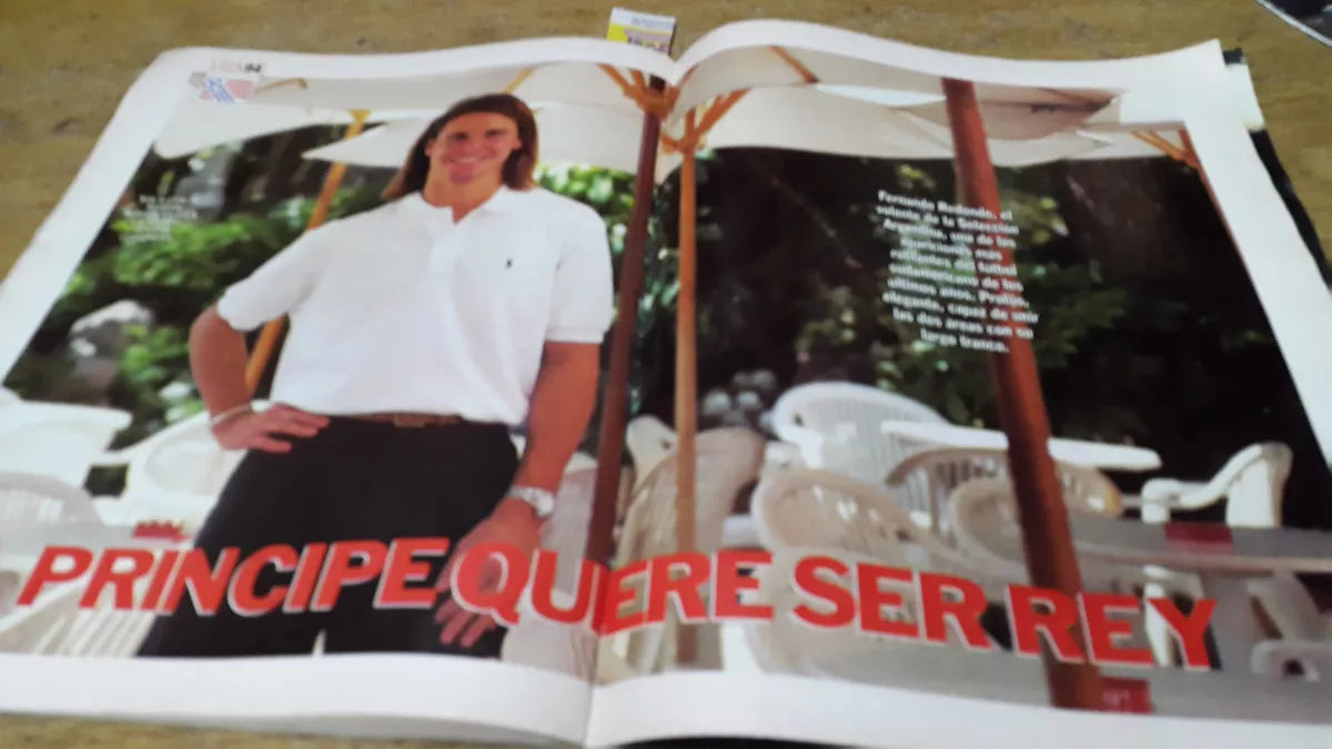 Revista Magazine El Gráfico N° 3 of 1994 About the Soccer World Cup & Fernando Redondo