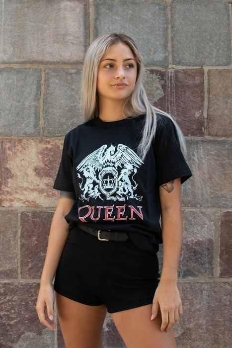 Essential Queen Logo Tee - Rock Music Icon Fredy Mercury