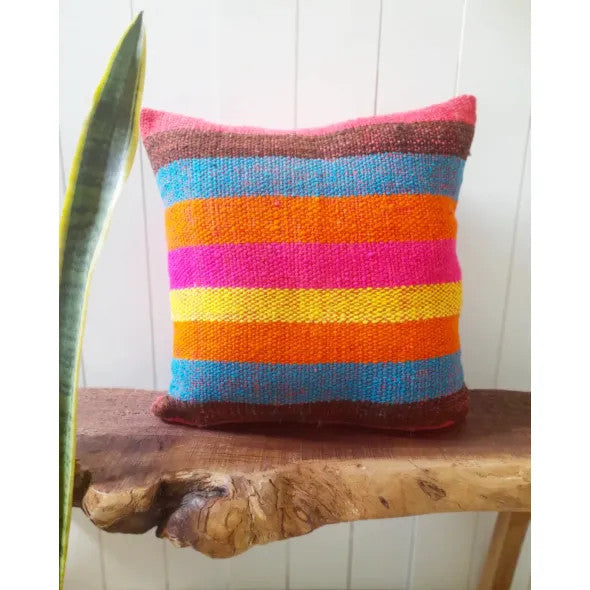 Hand-Woven Cushion with Sheep Wool from Argentina Almohadón Unay Artesanos Argentinos