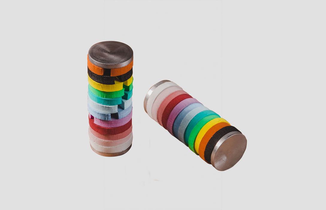 Xutill | 12 Washable Glass Charms with Tubular Case - Cup Identifier Identificador de Copas de Vino | 10 cm x 3 cm x 3 cm
