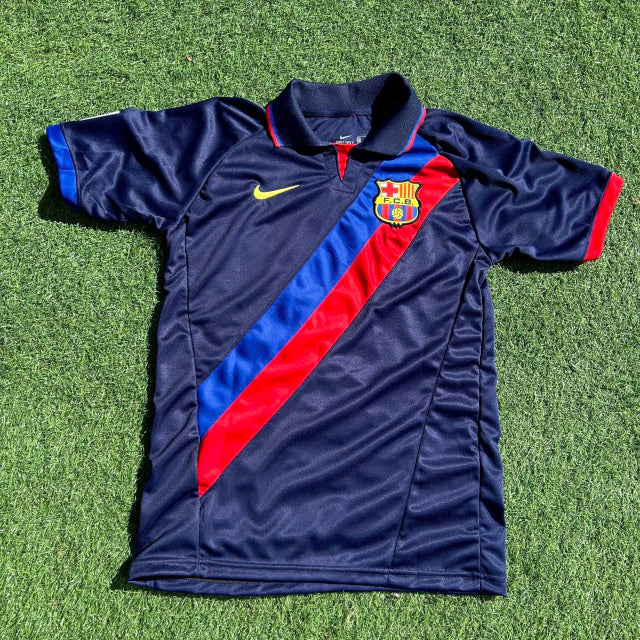 Retro Barcelona 2002/2003 Javier Saviola Jersey - Authentic Football Shirt for Collectors & Fans