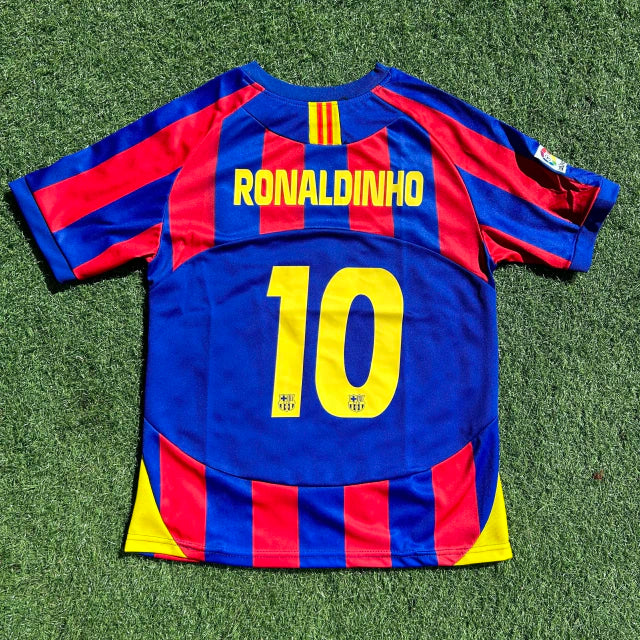 Retro Barcelona 2005/2006 Jersey - Lionel Messi & Ronaldinho - Authentic Soccer Shirt for Fans