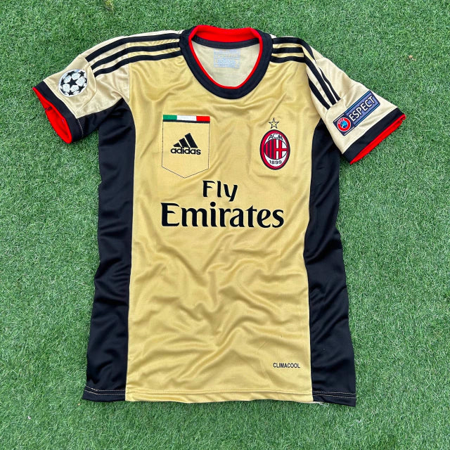 Camiseta Retro Milan 2013/2014 Jersey - Kaka - Authentic Football Shirt - Vintage AC Milan Fan Apparel