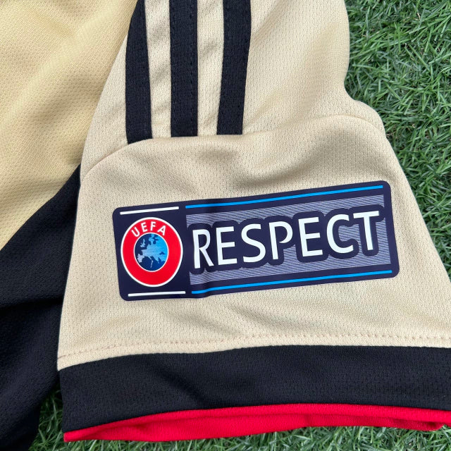 Camiseta Retro Milan 2013/2014 Jersey - Kaka - Authentic Football Shirt - Vintage AC Milan Fan Apparel