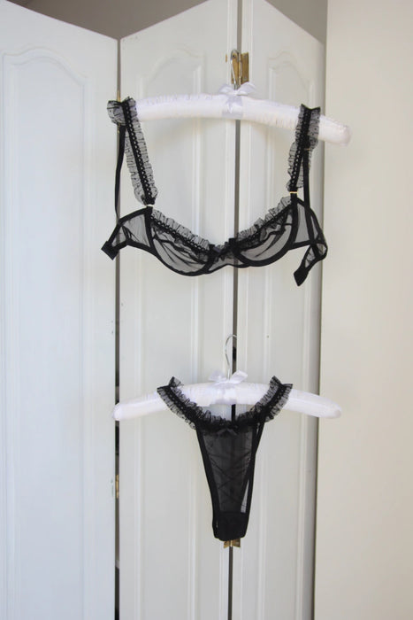 Calma Lola | Anna Pavlova Lingerie Set: Women's Underwear & Intimates | Stylish Lingerie Collection