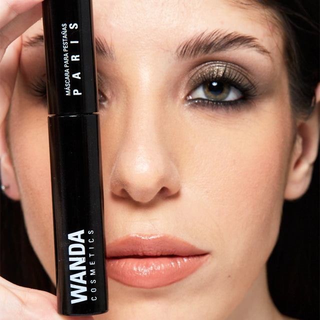 Wanda Store | Parisian Lash Elegance: Volumizing Mascara for Stunning, Alluring Eyelashes - Beauty Beyond Boundaries!