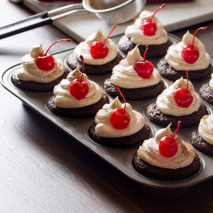 Pyrex Molde Metallico  Baker's Secret Non-Stick Metal Muffin Pan: Bake 12 Muffins Effortlessly