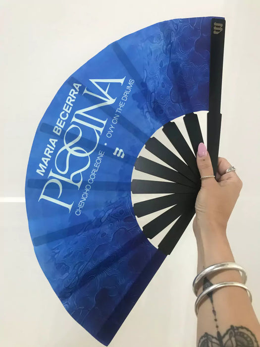 Maria Becerra Pool Fan: Stylish 28 cm x 15 cm Breeze for Relaxation